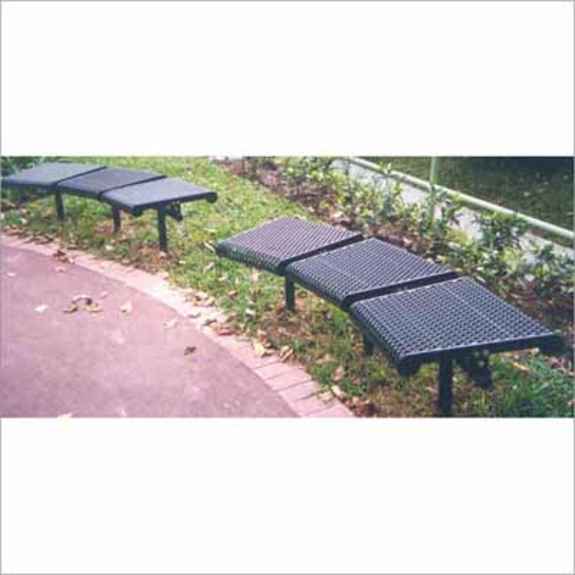 Curved 3 Seat Outdoor Bench Without Back - Expanded Metal Mesh